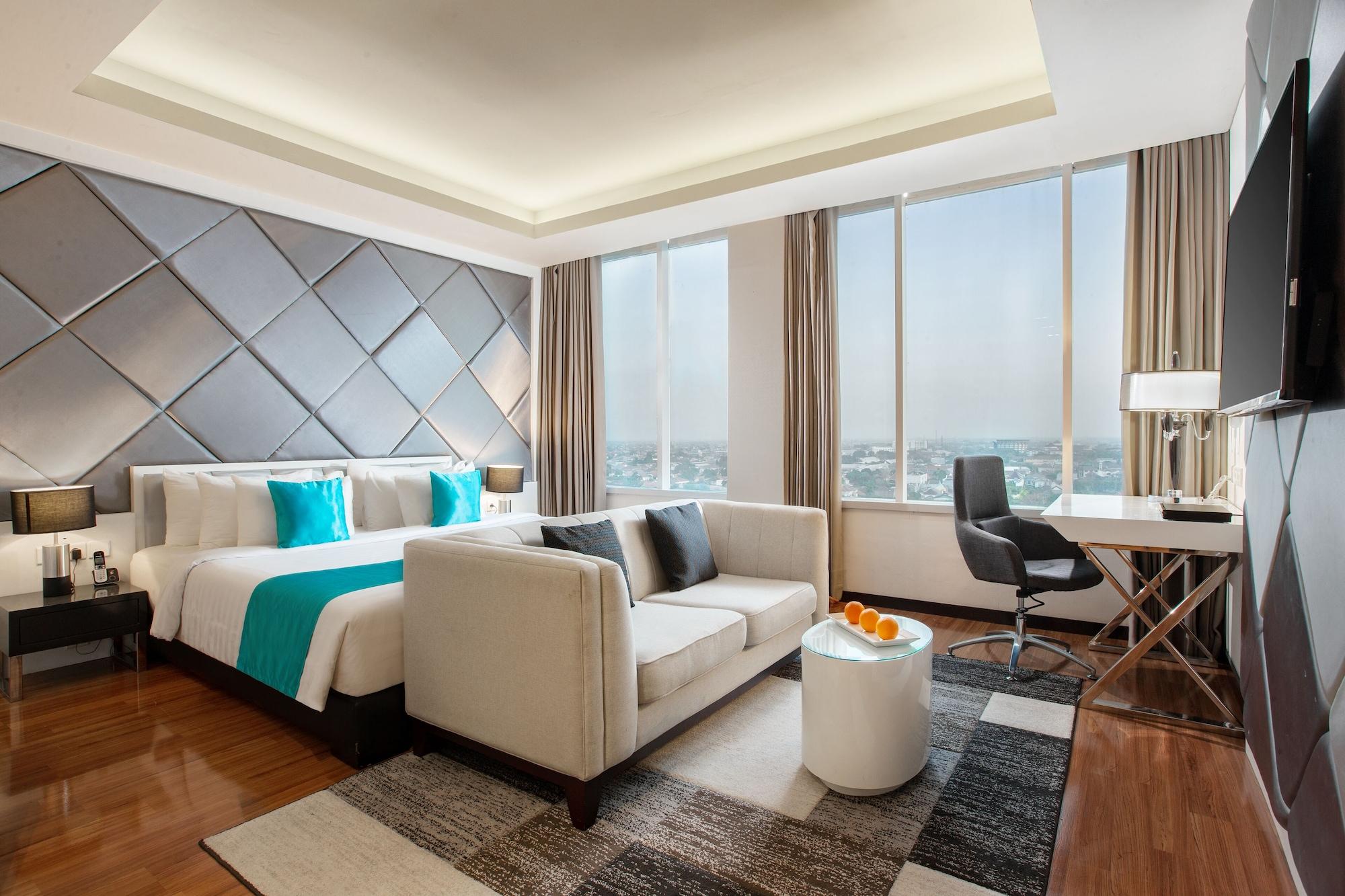 The Alana Hotel & Convention Center Solo By Aston Exterior foto