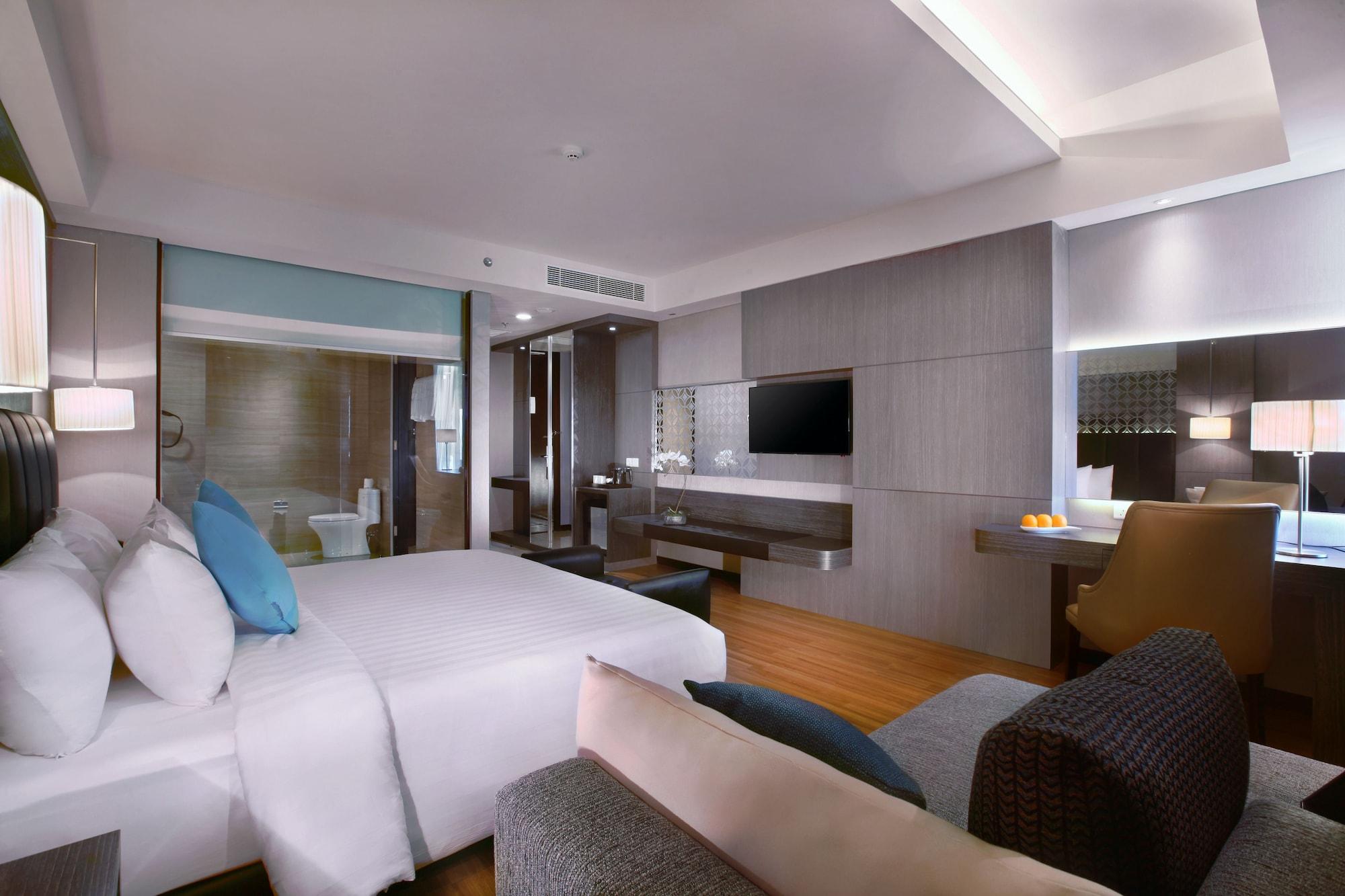 The Alana Hotel & Convention Center Solo By Aston Exterior foto